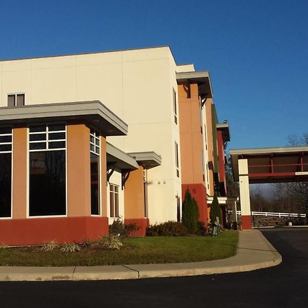 Paradise Inn & Suites Towanda Екстериор снимка