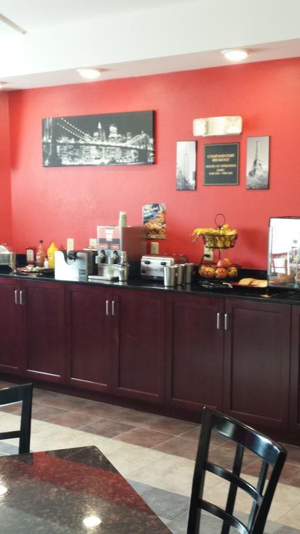 Paradise Inn & Suites Towanda Екстериор снимка