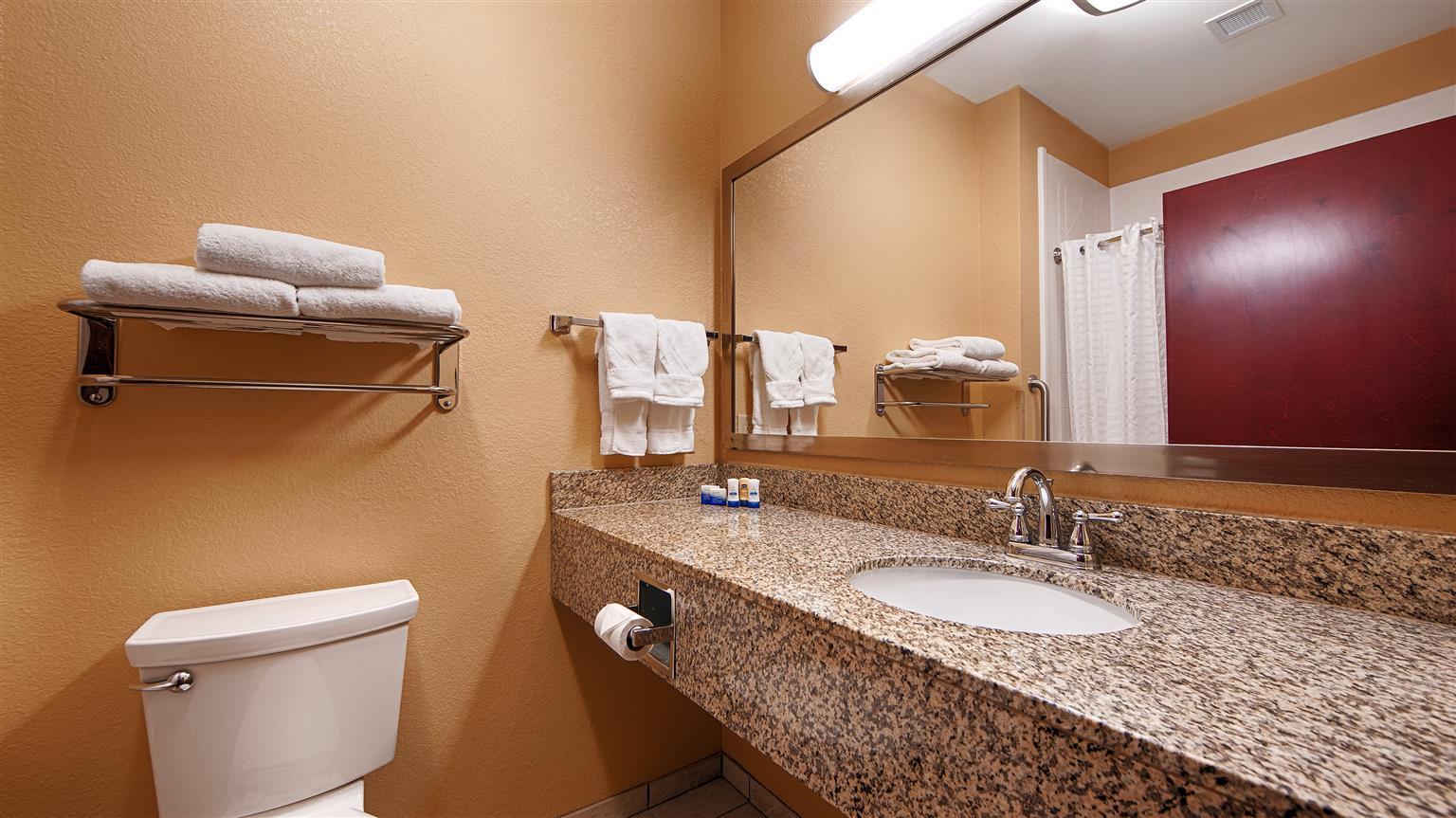 Paradise Inn & Suites Towanda Екстериор снимка