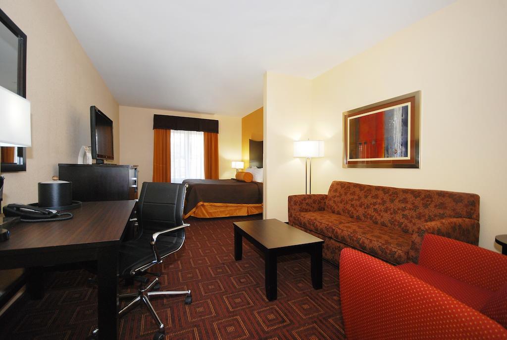 Paradise Inn & Suites Towanda Стая снимка