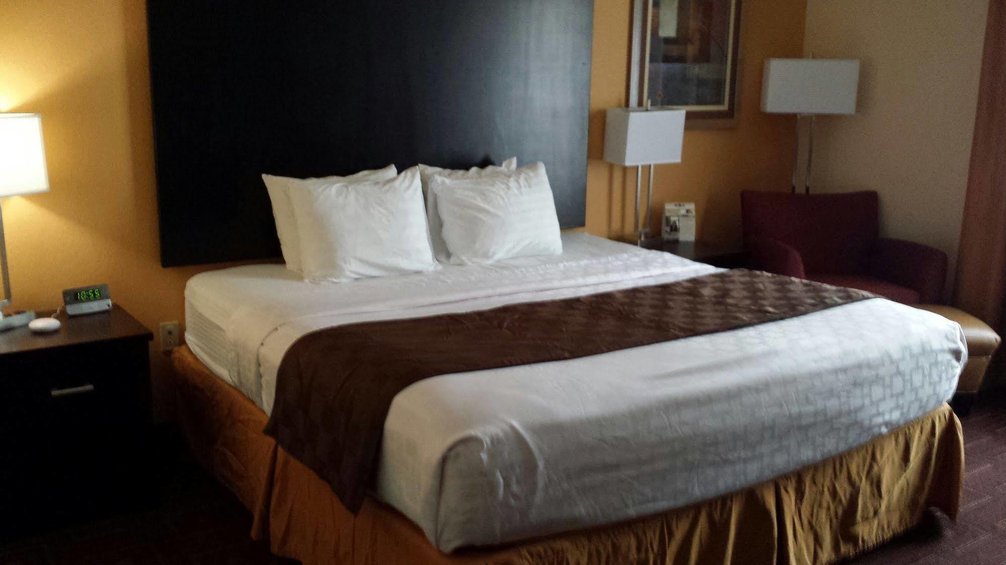 Paradise Inn & Suites Towanda Екстериор снимка