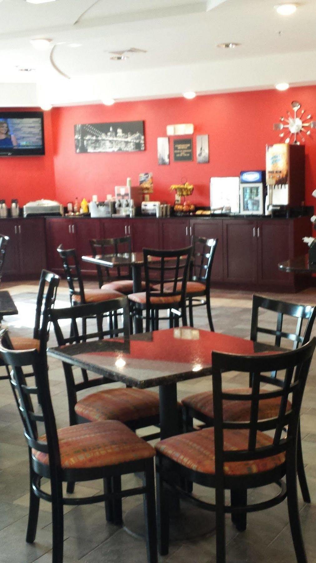 Paradise Inn & Suites Towanda Екстериор снимка